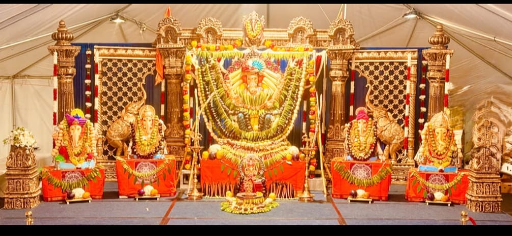 Cumming Ganesha Mandapam:: BUSS